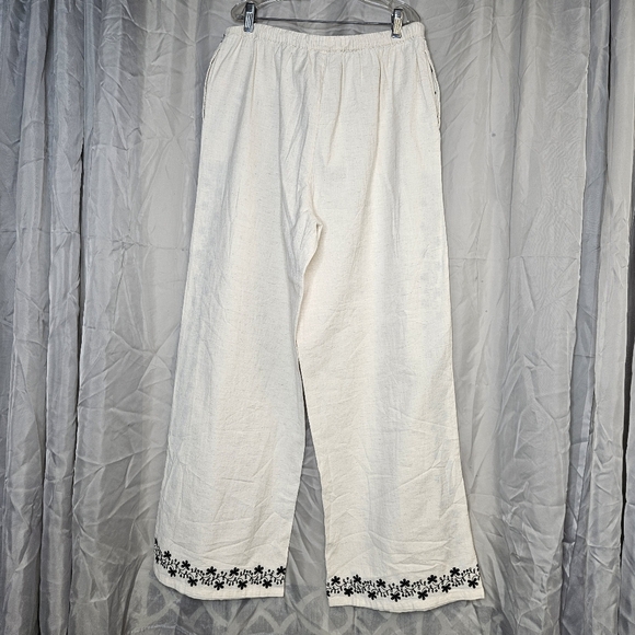 Nobody's Child Oatmeal Black Floral Embroidered Wide Leg Pull On Shona Trousers - Picture 3 of 15